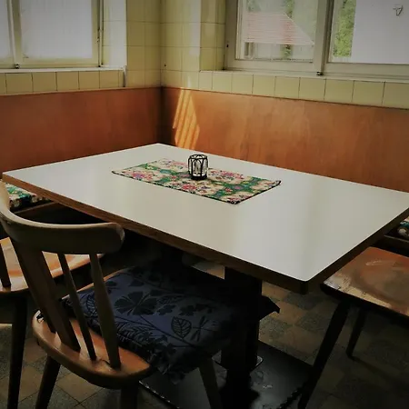 Lamb Budget - Adult Only Hostel
