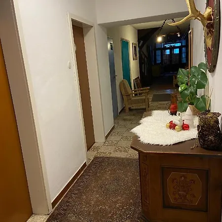 Lamb Budget - Adult Only Hostel Nassereith